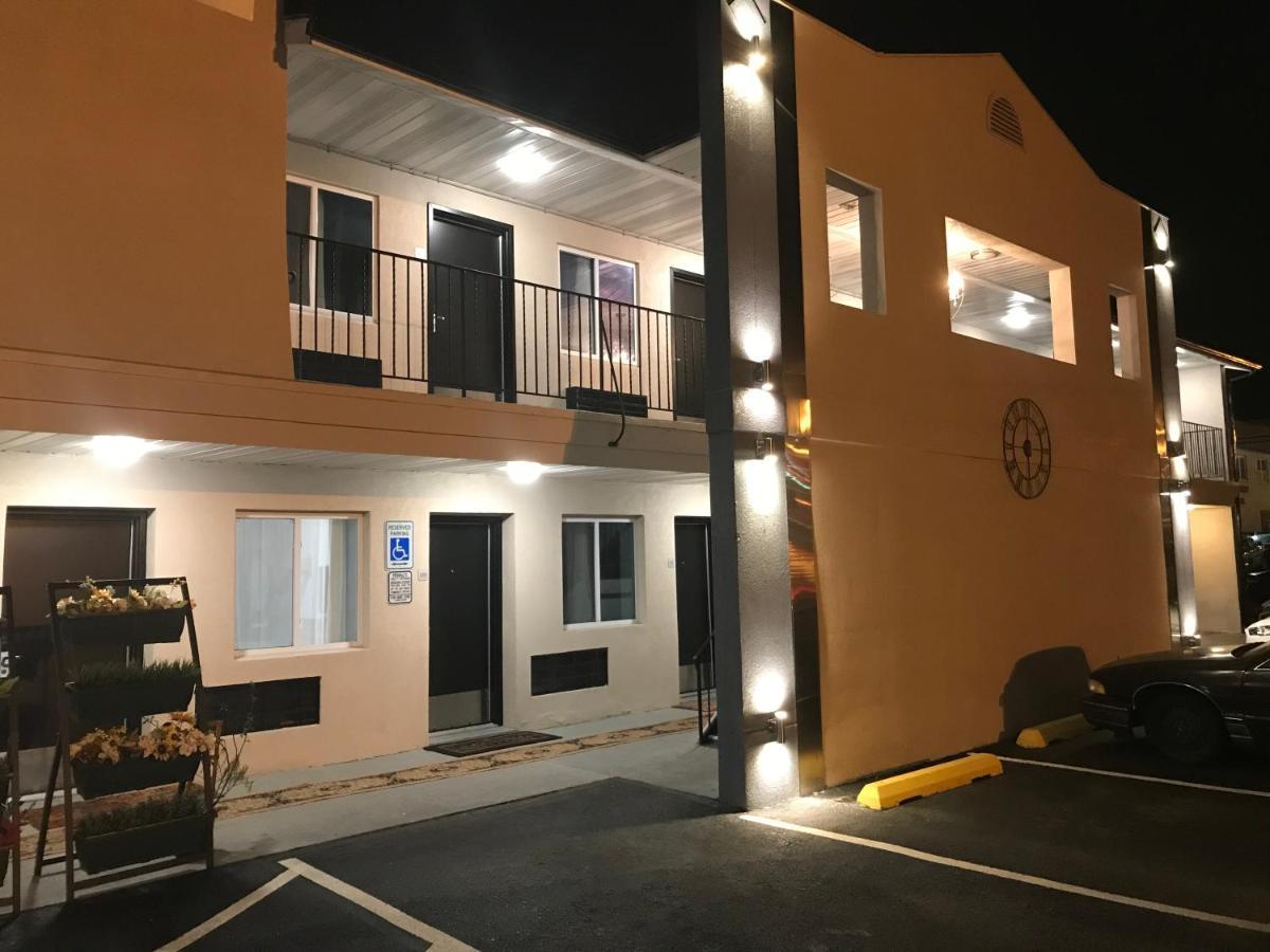 The Carasaljo Motel Lakewood Luaran gambar